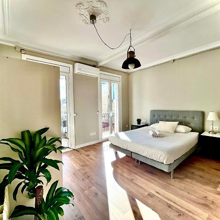 Sunny Apartment Gracia - Joanic Renovated Barcelona Eksteriør bilde